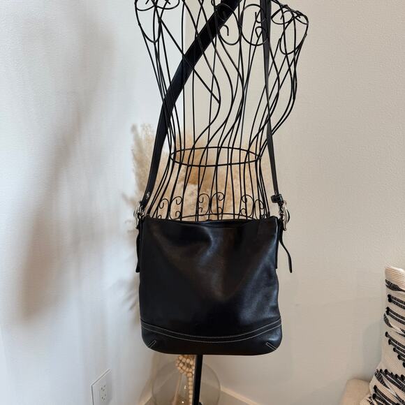 COACH Vintage 1415 Soho Black Leather Crossbody Shoulder Bag Hobo - Picture 8 of 15